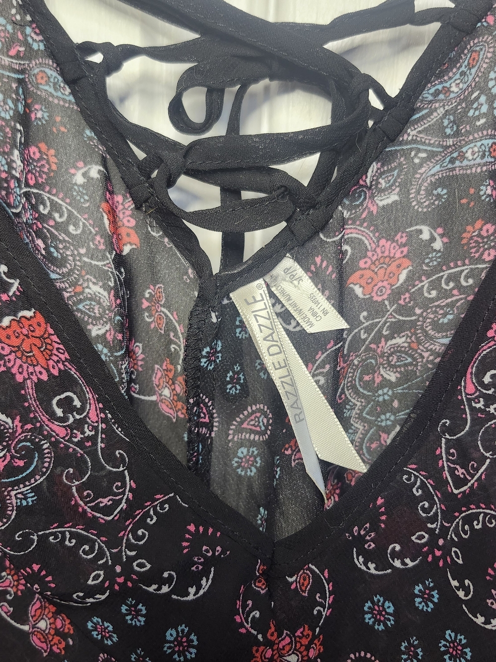 Women's Black Paisley Handkerchief Hem Tank Top Size Small - Picture 3 of 6